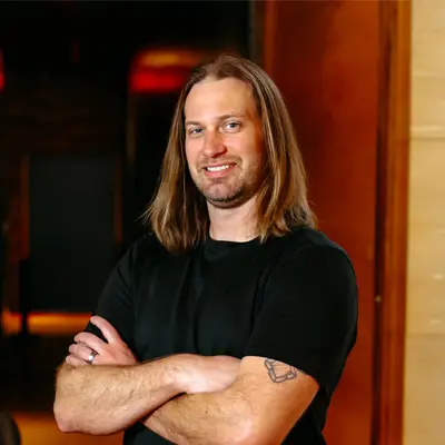Massage-Therapist-Louisville-KY-Nicholas-Hall